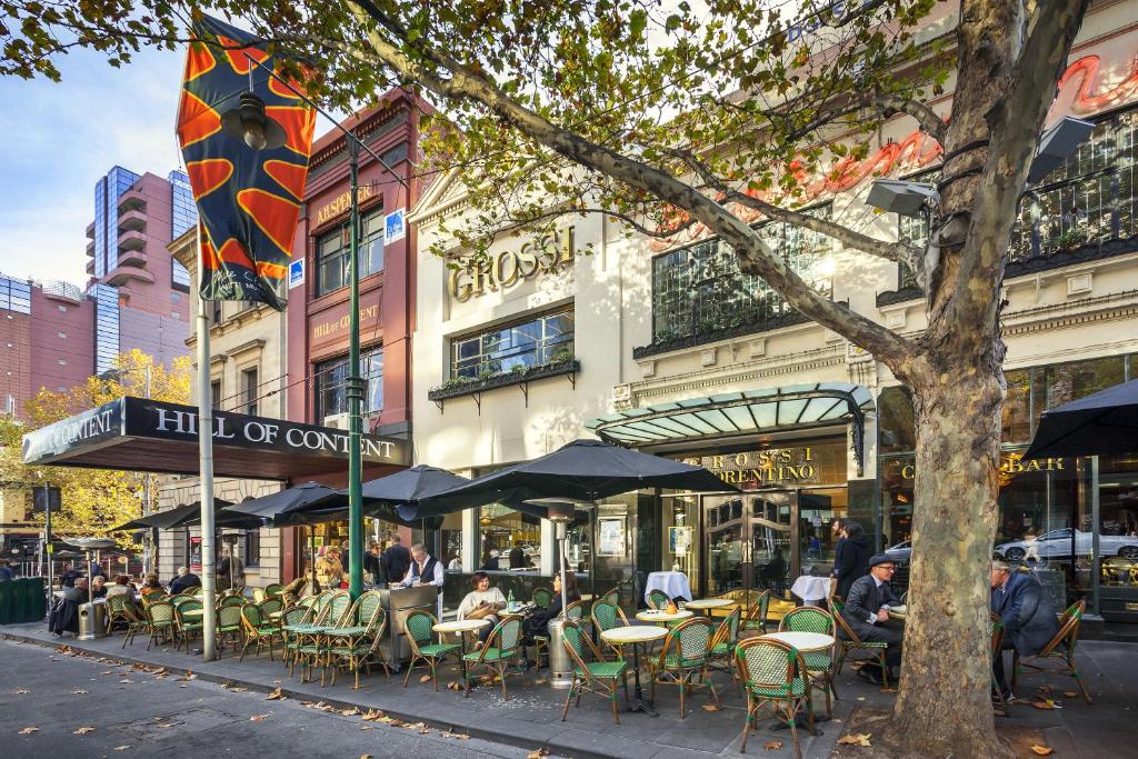 Melbourne CBD Central Apartment Hotel outside