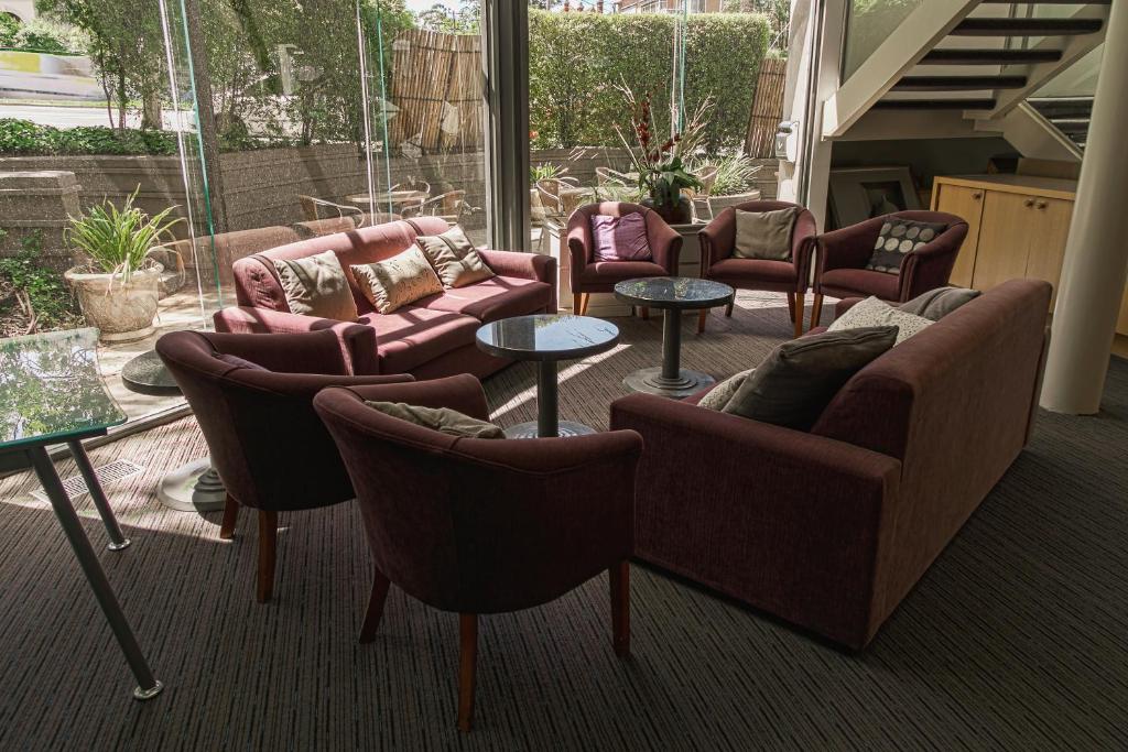 Melbourne Kew Central Apartments lobby