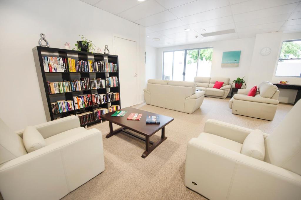 gladstone living room