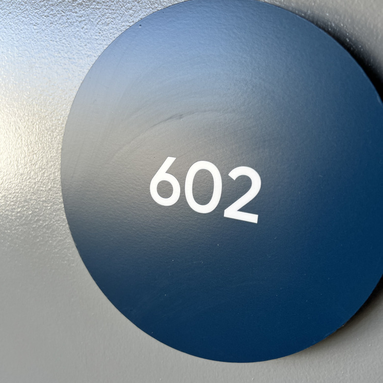 780